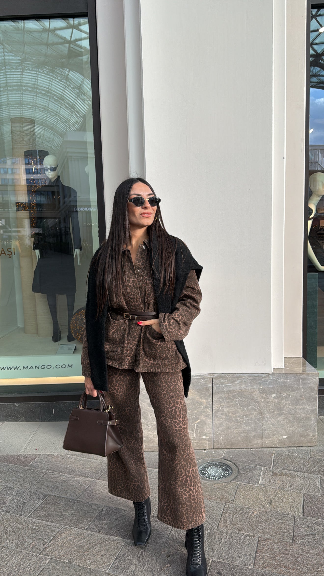 Leopar Desenli Kahve Denim Pantolon