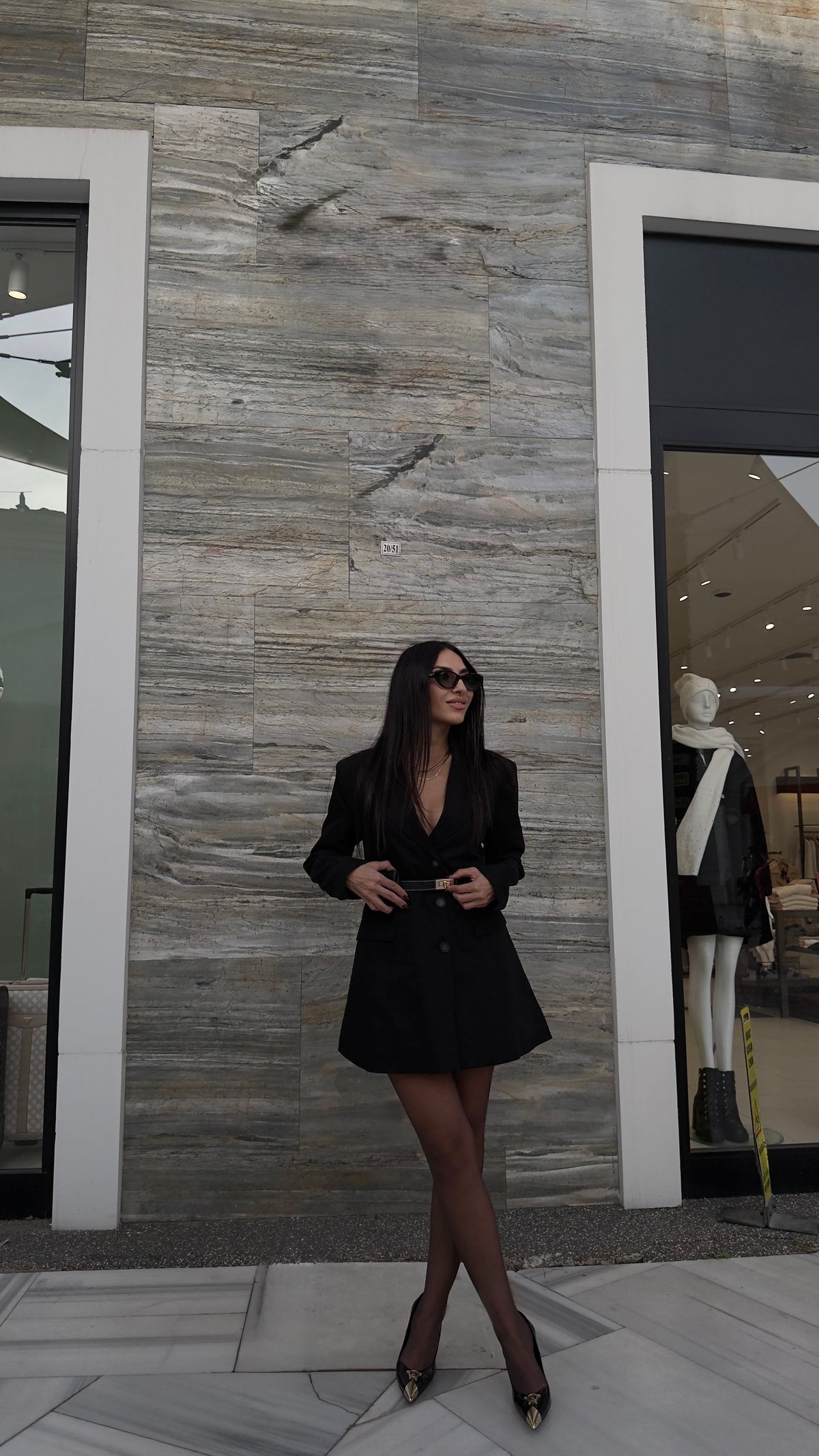 Siyah Kemerli Çanta Aksesuarlı Blazer Ceket Elbise