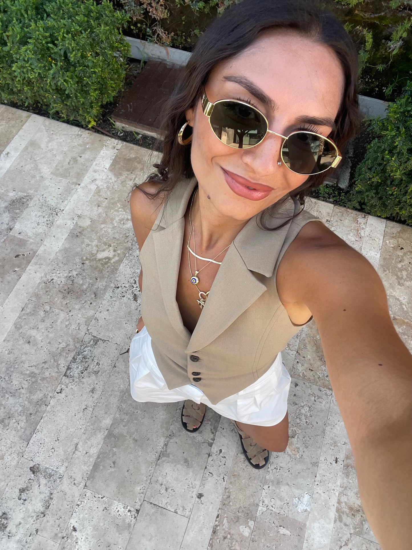 CAMEL CUT OUT YELEK