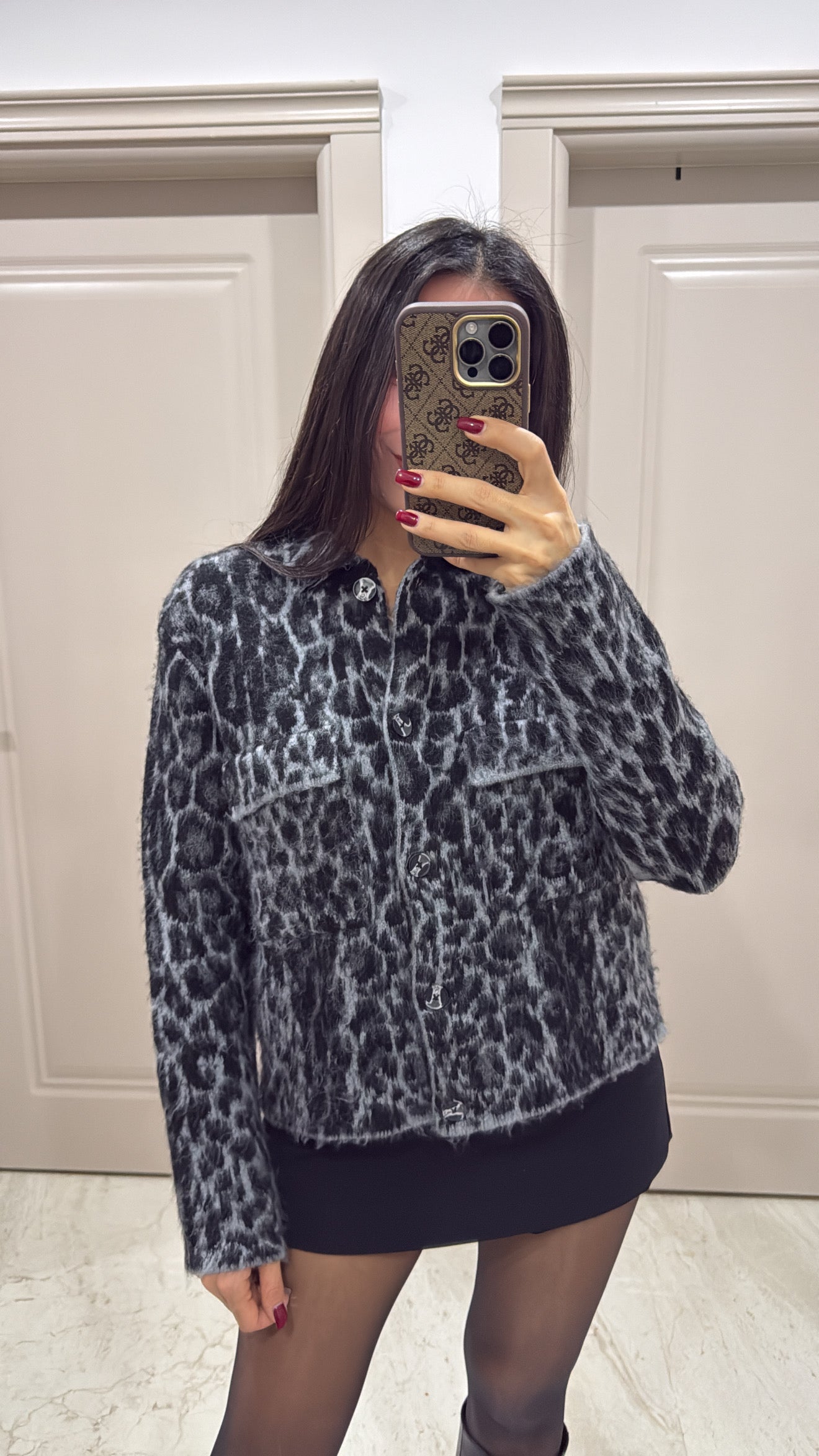 Gri Siyah Leopar Desen Jakarlı Hırka