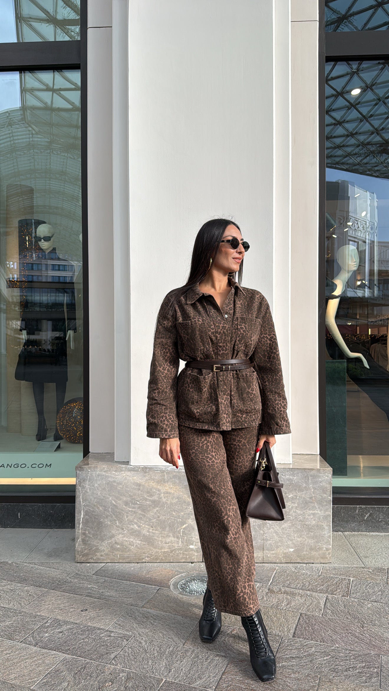 Dört Cepli Leopar Desenli Belden Kuşaklı Denim Ceket