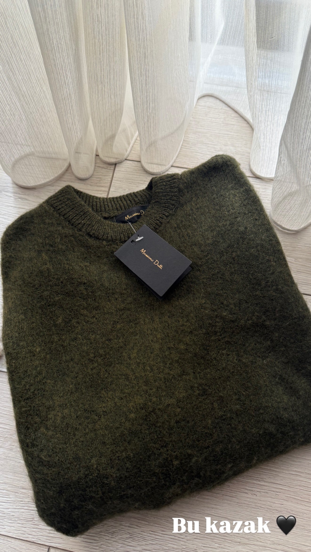 Marka Model Yeşil Kazak