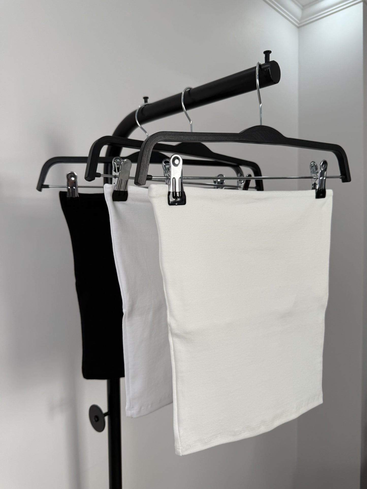 Beyaz Straplez Crop Top